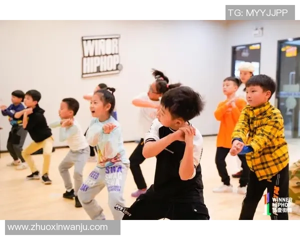 深圳街舞队的灵活性探讨与街舞文化的深度融合之路